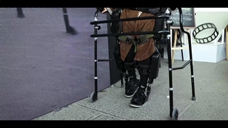 ربات پوشیدنی در 22 بهمن ماه 1403