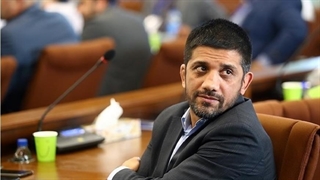 علیرضا دبیر: قراردادهای کشتی به 5 میلیارد رسیده است