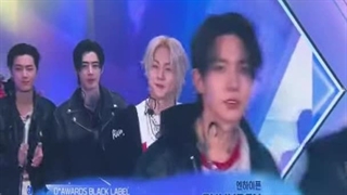 جایزه 5ام رو دریافت کردن...ENHYPEN Album of the Year at D Awards!