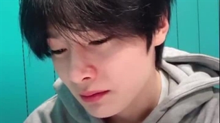 کامنت:” یه عالمه فن بوی‌  استی که خیلی هم کیوت بودن تو فن میتینگ بودن”