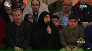 حضور خانواده بسیجی شهید آرمان علی وردی در برنامه قرآنی محفل